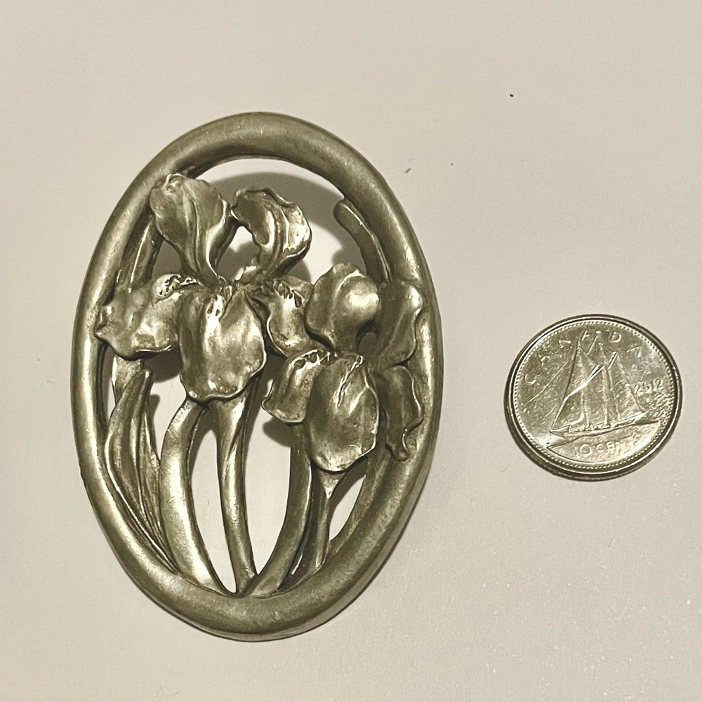 Seagull Pewter Canada 1987 Iris Flowers Brooch Vintage Jewelry